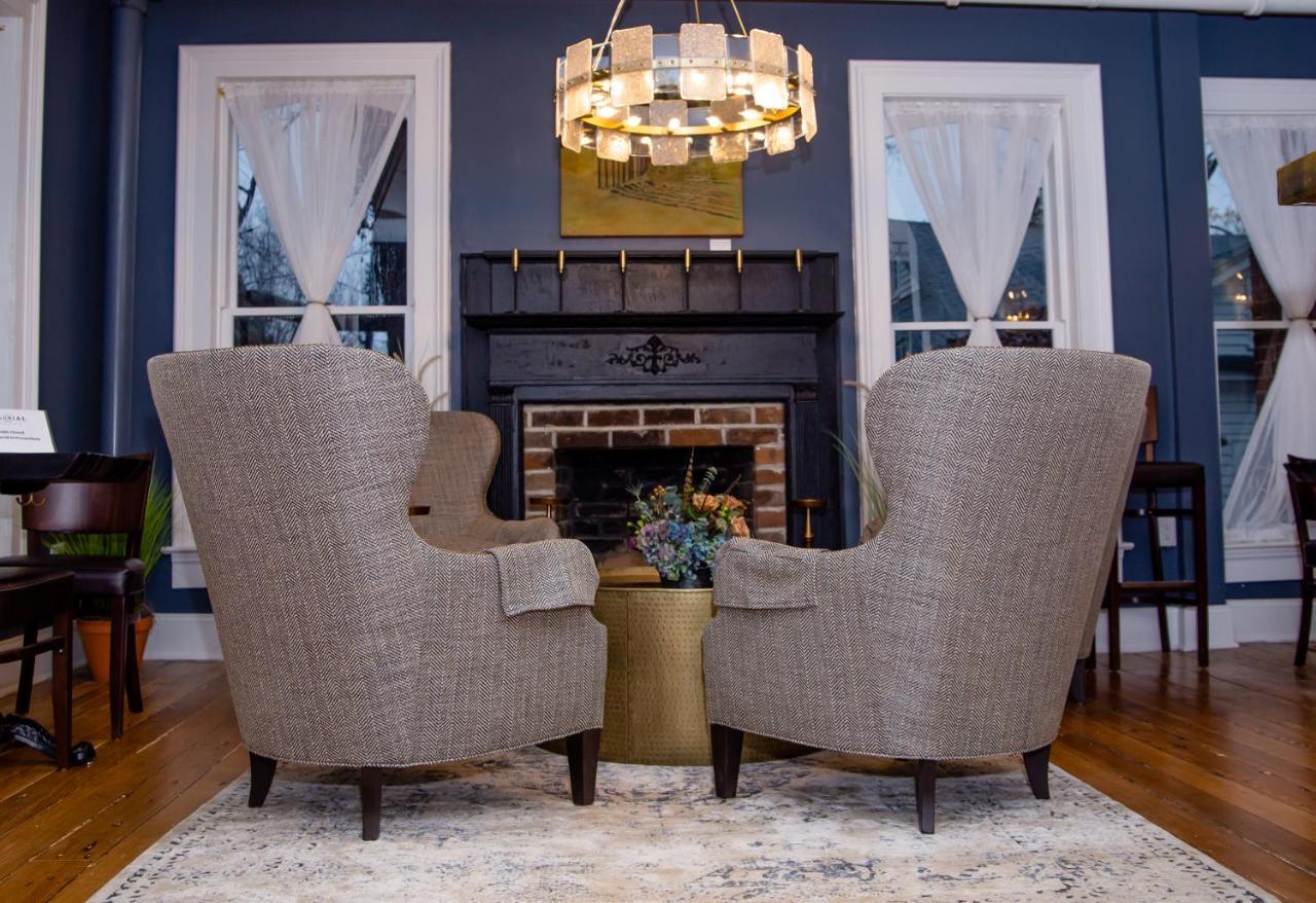 The Colonial Inn Hillsborough Bagian luar foto